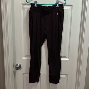 GapFit brushed tech jersey jogger